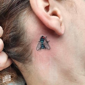 tatuaje_moscas_oreja_logiabarcelona_arko_13